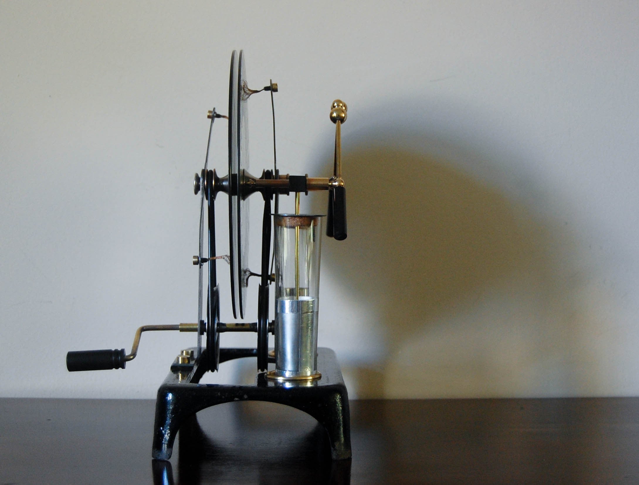 Edwardian Period Wimshurst Influence Machine or Electrostatic Generator ...