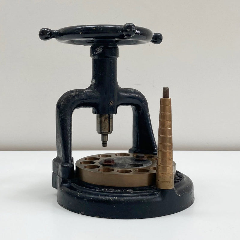 Early Twentieth Century Pinfolds Patent Archimedian Ring Sizing Tool